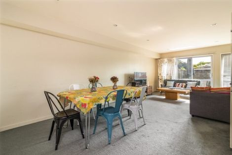 Photo of property in 39 Lyndon Street, Riccarton, Christchurch, 8041