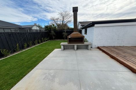 Photo of property in 7 Roa Road, Fendalton, Christchurch, 8041