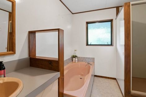 Photo of property in 38 Icarus Place, Sunnybrook, Rotorua, 3015