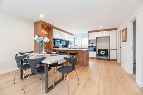 Photo of property in 8 Meritage Lane, Te Atatu South, Auckland, 0610