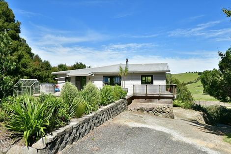 Photo of property in 165 Inland Road, Helensville, 0875