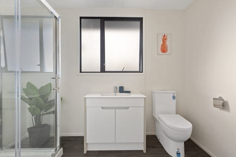 Photo of property in 1/235 Glengarry Road, Glen Eden, Auckland, 0602