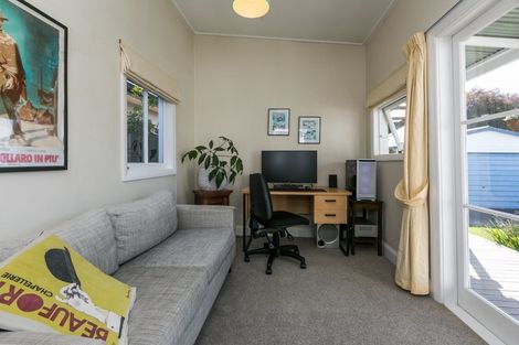 Photo of property in 10 Thistle Street, Napier South, Napier, 4110
