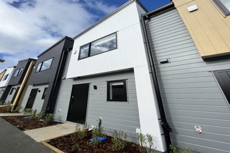 Photo of property in 7/241 Don Buck Road, Massey, Auckland, 0614