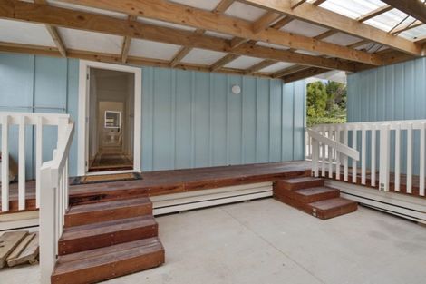 Photo of property in 6 Buckleton Road, Tawharanui Peninsula, Matakana, 0986