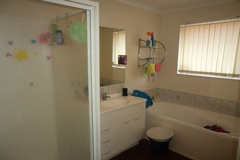 Photo of property in 30 Finchley Place, Hamilton East, Hamilton, 3216