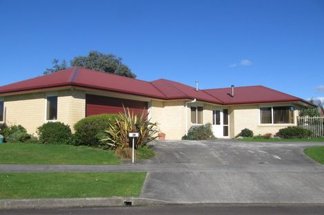 Photo of property in 21 Lancewood Lane, Roslyn, Palmerston North, 4414