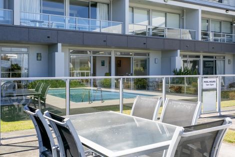 Photo of property in 300 Lake Terrace, Two Mile Bay, Taupo, 3330