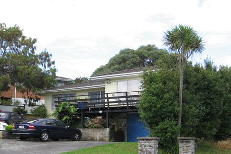 Photo of property in 16 Redwood Drive, Massey, Auckland, 0614