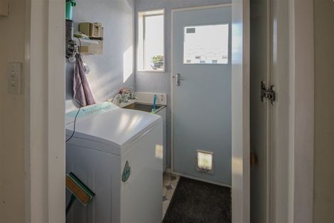 Photo of property in 18 Grenville Street, Levin, 5510