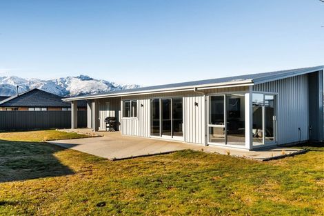 Photo of property in 27 Timsfield Drive, Lake Hawea, 9382