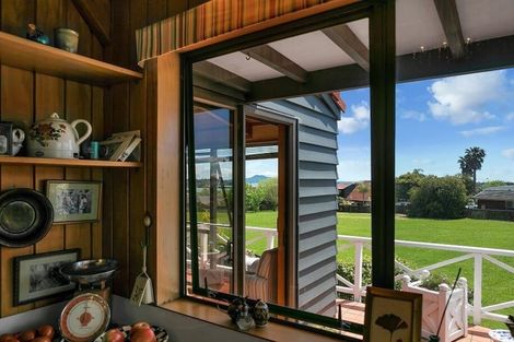 Photo of property in 2/13 Nimrod Place, Half Moon Bay, Auckland, 2012
