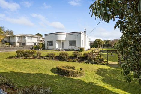 Photo of property in 21 Cordelia Street, Stratford, 4332