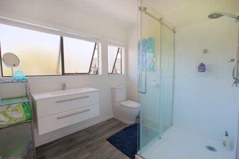 Photo of property in 117 Wakeman Road, Acacia Bay, Taupo, 3330