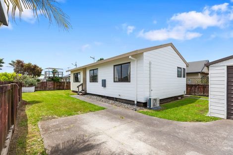 Photo of property in 6a Belray Place, Papamoa Beach, Papamoa, 3118