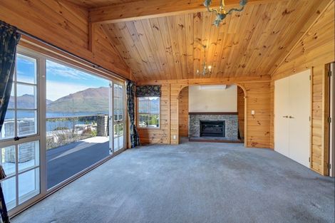 Photo of property in 106 Panorama Terrace, Queenstown, 9300