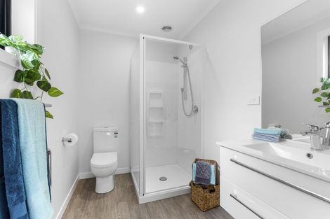 Photo of property in 18 Nukuroa Close, Waitara, 4320