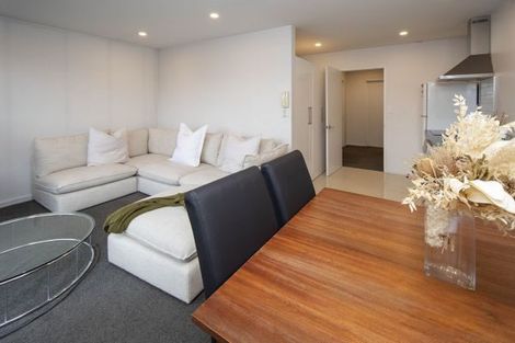 Photo of property in 2/318 Barbadoes Street, Christchurch Central, Christchurch, 8011