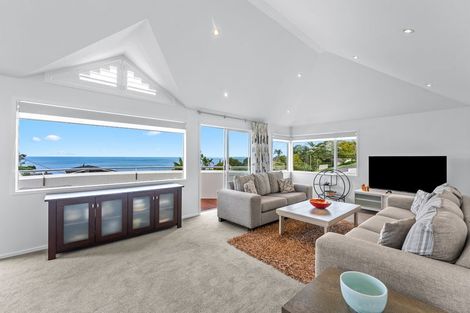 Photo of property in 1/14 Bournemouth Terrace, Murrays Bay, Auckland, 0630