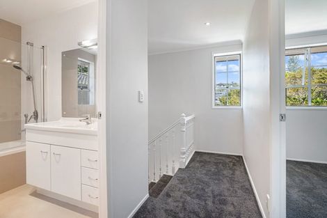 Photo of property in 2/26a Penning Road, Castor Bay, Auckland, 0620