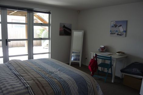 Photo of property in 2/55 Thackeray Place, Waltham, Christchurch, 8023