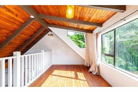 Photo of property in 271 Huia Road, Titirangi, Auckland, 0604