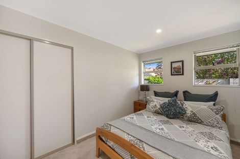 Photo of property in 182 Auckland Road, Greenmeadows, Napier, 4112