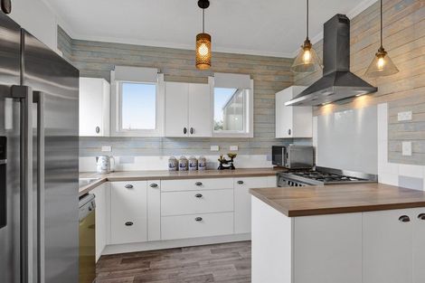 Photo of property in 4 Victoria Street, Kaponga, Hawera, 4679