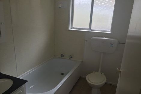 Photo of property in 4/10 Miro Street, New Lynn, Auckland, 0600