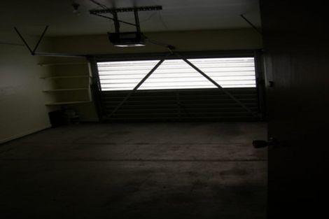 Photo of property in 77 Memorial Avenue, Ilam, Christchurch, 8053