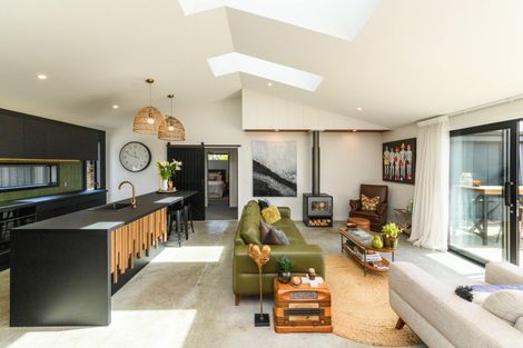 Photo of property in 114 Halcombe Road, Feilding, 4775