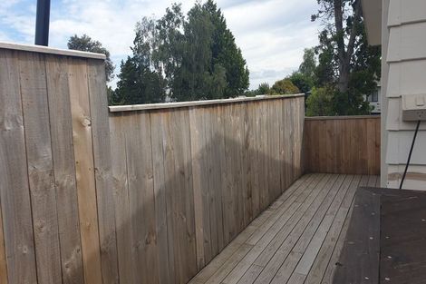 Photo of property in 2 Ward Place, Rangiora, 7400