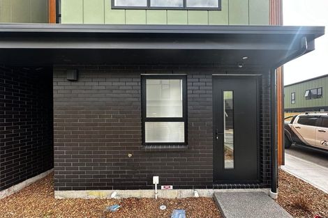 Photo of property in 21/7 Johnston Grove, Taita, Lower Hutt, 5011