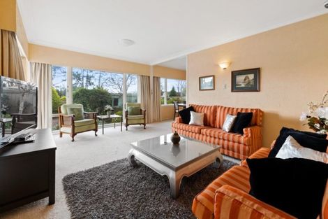 Photo of property in 10 Chapman Road, Te Atatu Peninsula, Auckland, 0610