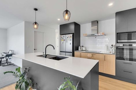 Photo of property in 40 Eileen Way, Rolleston, 7615