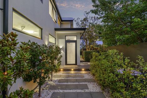 Photo of property in 2/28 Jeffreys Road, Fendalton, Christchurch, 8052