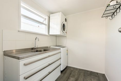 Photo of property in 3 Martin Street, Waikanae, 5036