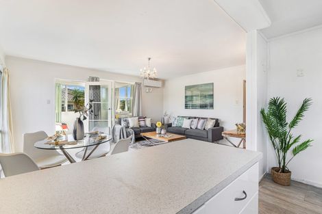 Photo of property in 1/137 Centreway Road, Orewa, 0931