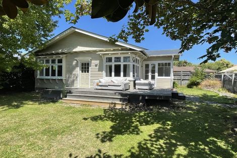 Photo of property in 4 Field Terrace, Upper Riccarton, Christchurch, 8041