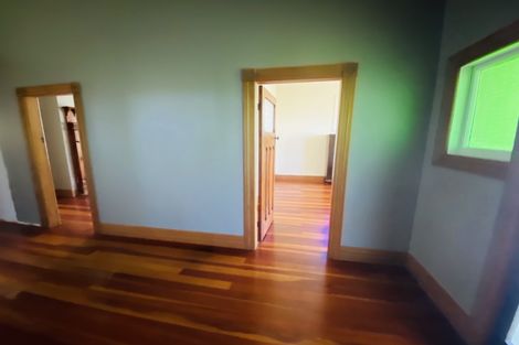 Photo of property in 32 Kitchener Road, Waiuku, 2123