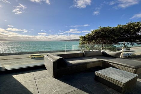 Photo of property in 10/148 Evans Bay Parade, Roseneath, Wellington, 6021