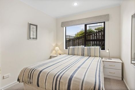 Photo of property in 378f2 Evans Bay Parade, Hataitai, Wellington, 6021
