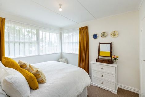 Photo of property in 12 Taverner Street, Carterton, 5713