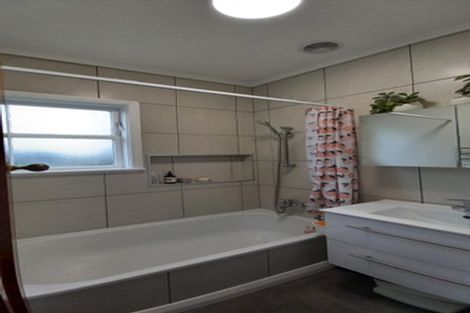 Photo of property in 1 Fair Crescent, Feilding, 4702