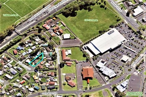 Photo of property in 12 Harwell Place, Mangere, Auckland, 2022