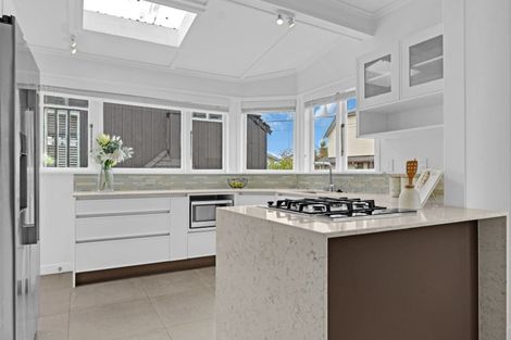 Photo of property in 1/10 Merani Street, Narrow Neck, Auckland, 0622