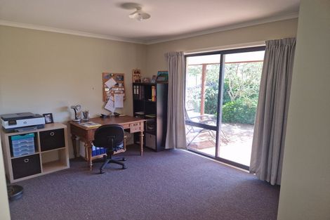 Photo of property in 92 Beacon Road, Dillons Point, Blenheim, 7273