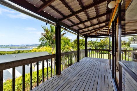 Photo of property in 70 West View Crescent, Onerahi, Whangarei, 0110