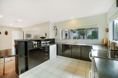 Photo of property in 2/7 Camden Place, Papatoetoe, Auckland, 2025
