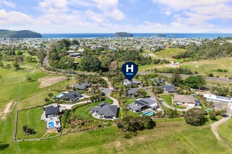 Photo of property in 14 Titoki Lane, Whangamata, 3691